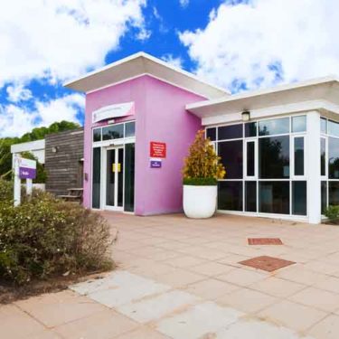 Devizes surgical centre, view of front elevation