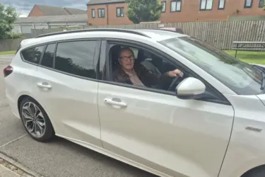 gerald craig cataract patient in car